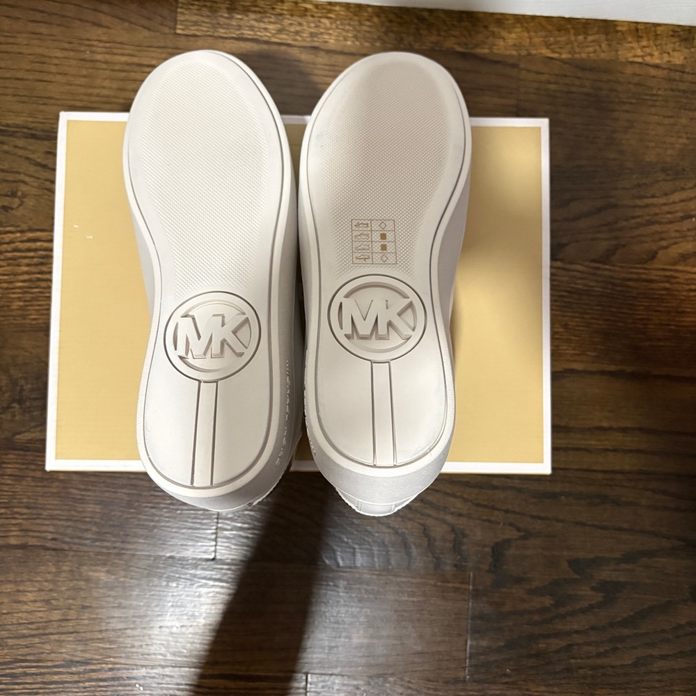 Michael Kors White and Gold Sneakers - Picture 6 of 8